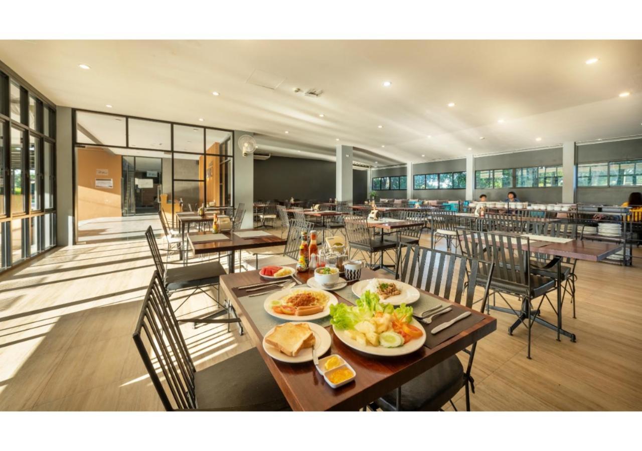 The Wind Hotel Bang Sare Exterior photo