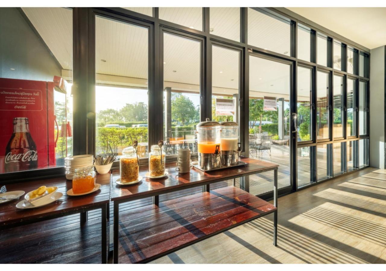The Wind Hotel Bang Sare Exterior photo